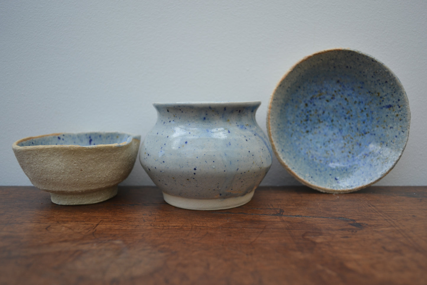 Collection blue dotted bowls